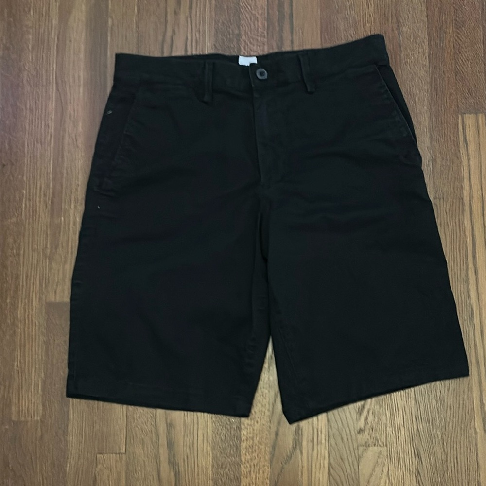 GAP Men’s Essential Khaki Size 29 - 10 inch Shorts EUC
